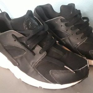 Nike Huarache Run GS Sneaker Black